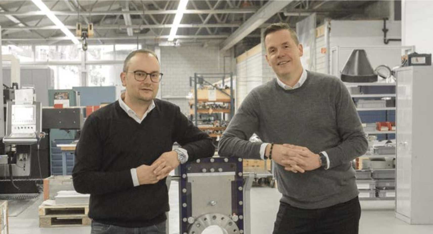 (From left to right) President: Dr.-Ing. Johannes Lottermann Vice President: Aleksandar Agatonović